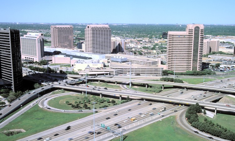 The Southbound Dallas North Tollway Ramp to I-635 was Closed after an&nbsp;Accident